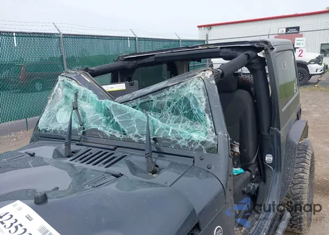 2016 Jeep Wrangler Sport z USA, uszkodzony, nr VIN 1C4AJWAG9GL239913